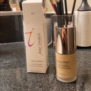 Jane Iredale Brand New Beyond Matte Foundation